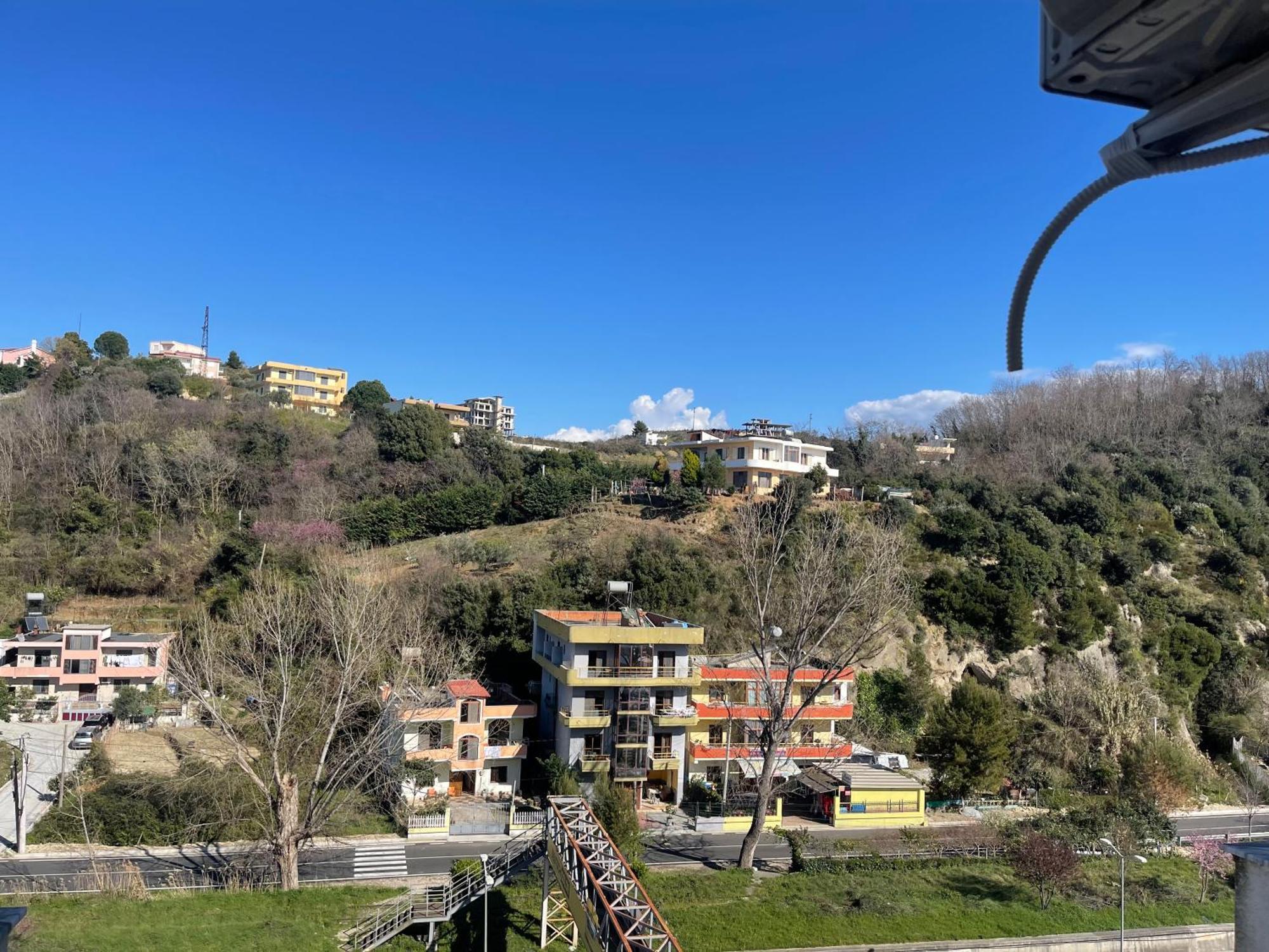 Apartament Shkembi I Kavajes ドゥラス エクステリア 写真